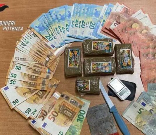 Spaccio nel centro storico di Potenza: arrestato un 38enne